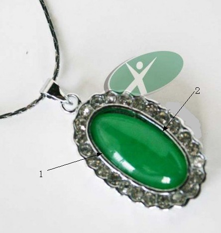 玉石項鏈施膠圖